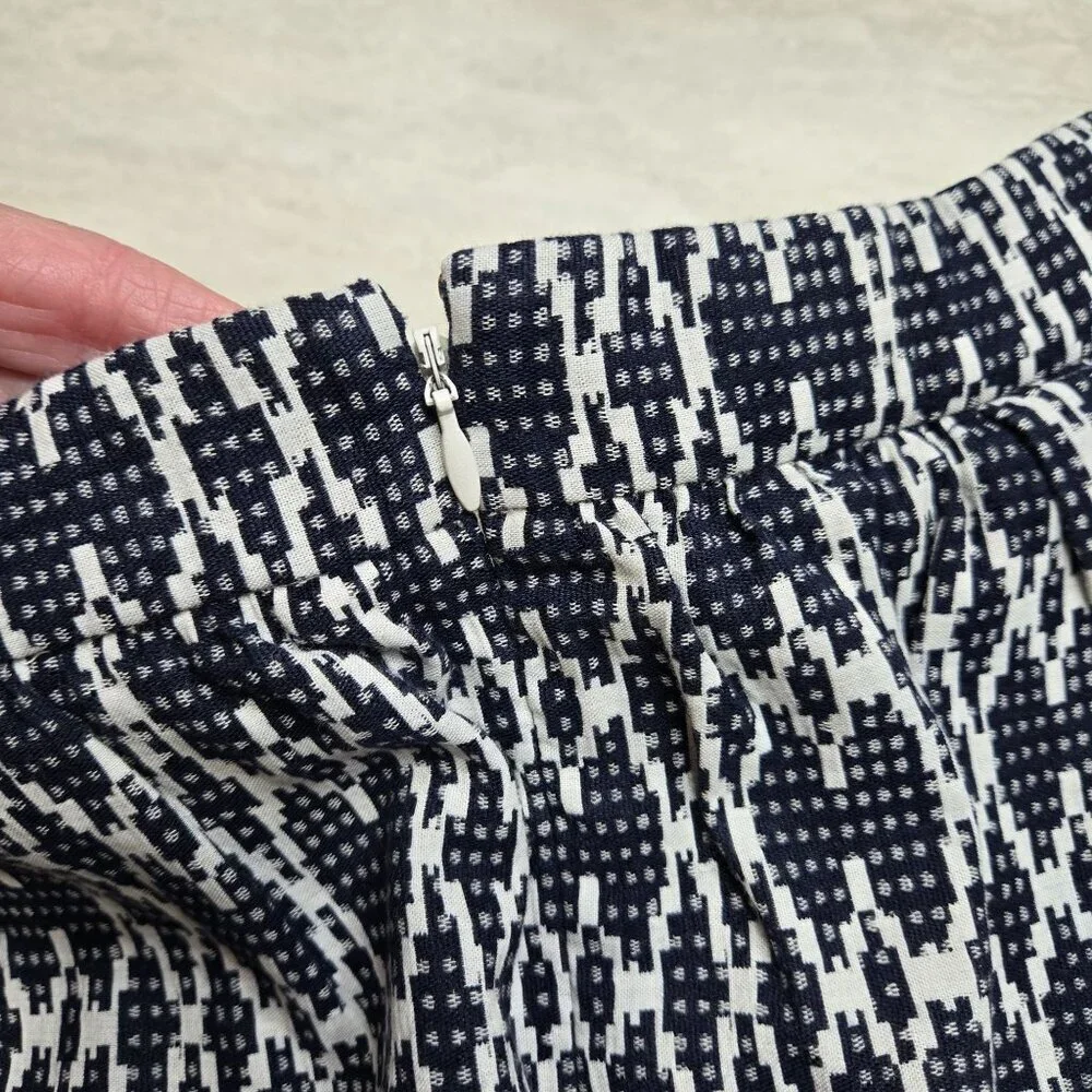 J.Crew Skirt‎ Womens 8 Blue White Geometric Textured Lined Zip Pockets Pleated
